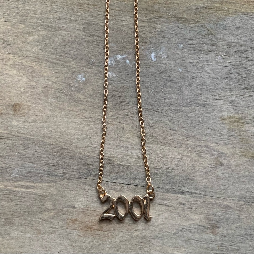 Necklace Bundle - Picture 4 of 10